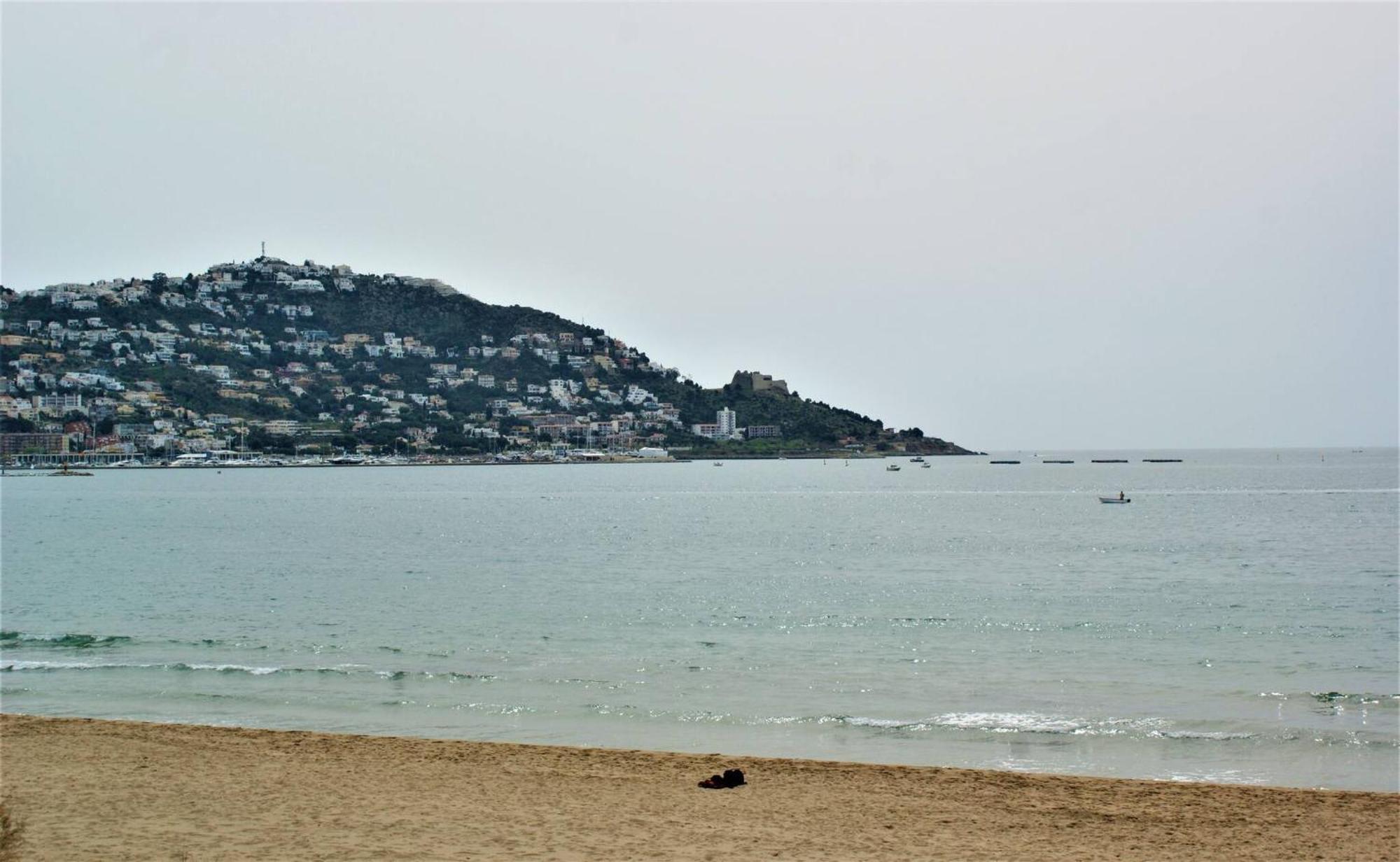 Apartamento Primera Linea Roses Con Vistas Al Mar Av-09 Dış mekan fotoğraf