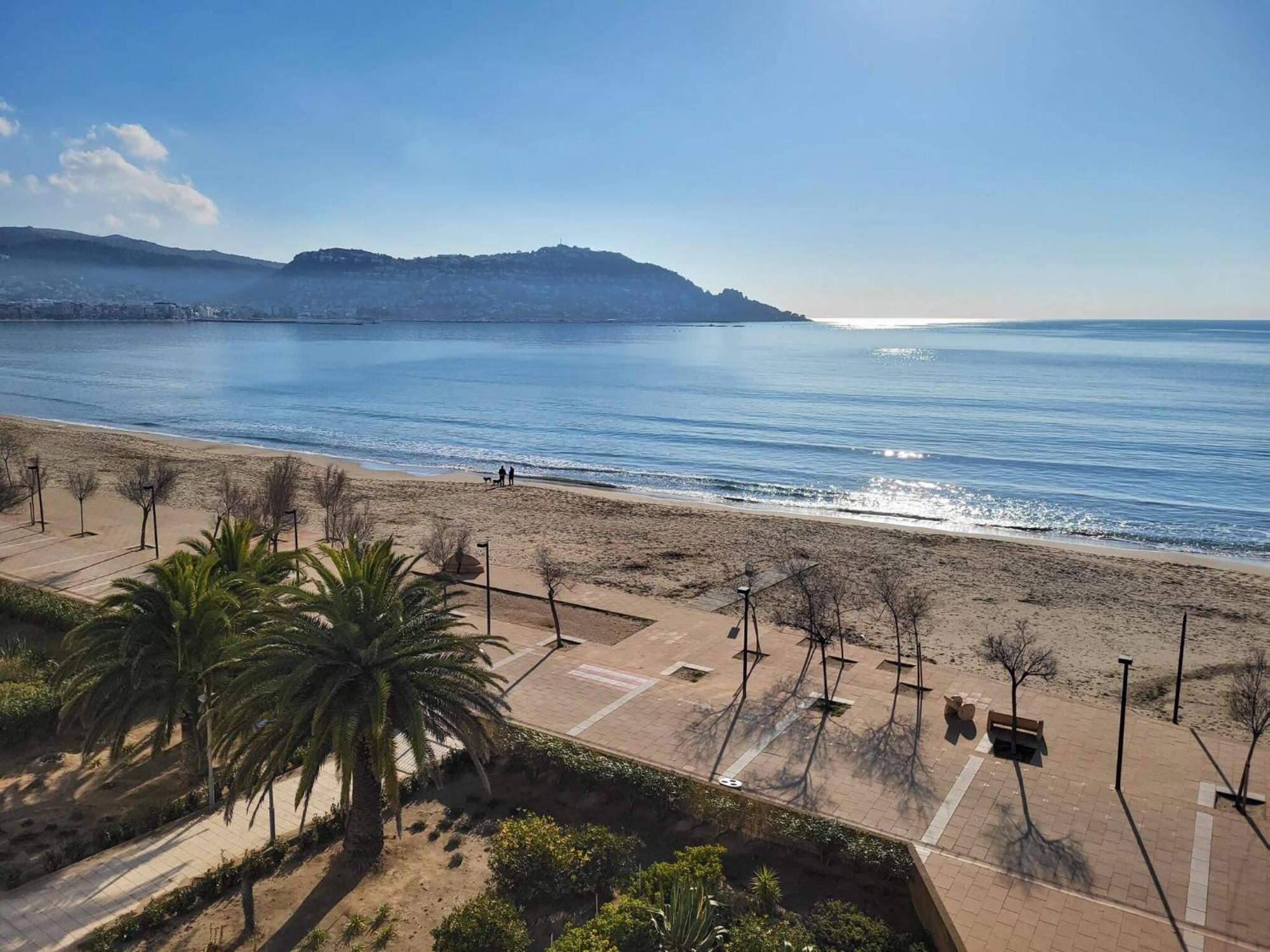 Apartamento Primera Linea Roses Con Vistas Al Mar Av-09 Dış mekan fotoğraf